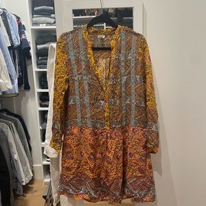 Buttons front dress with floral pattern, never worn!